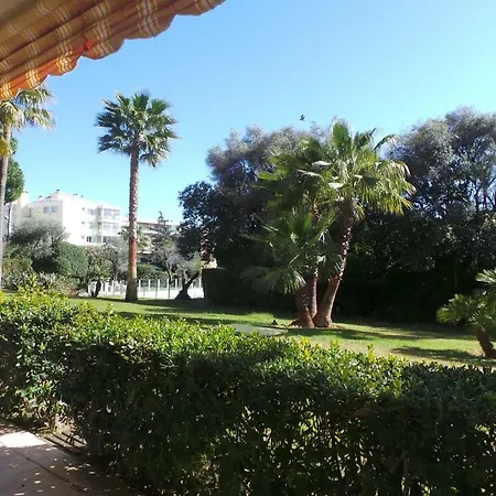 68sqm 1 Bdr Flat Town Centre And Beaches アンティーブ